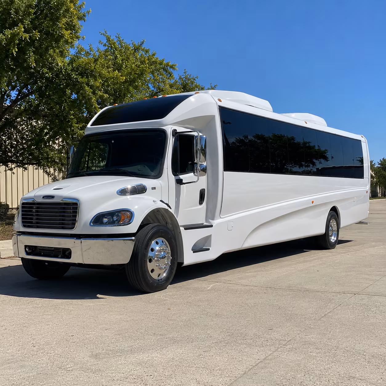 baltimore 18 passenger minibus