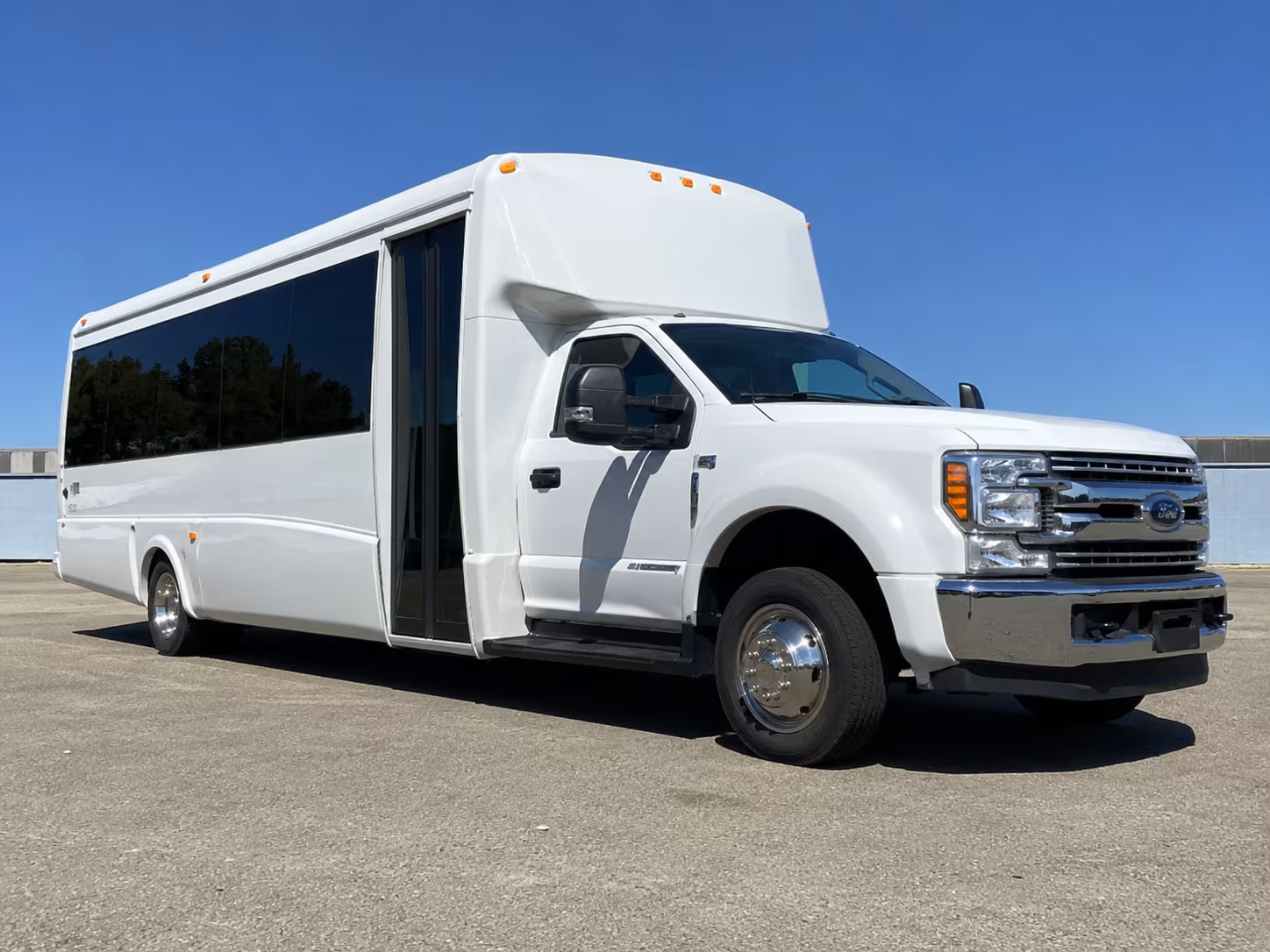 festival and concert bus rentals in baltimore maryland